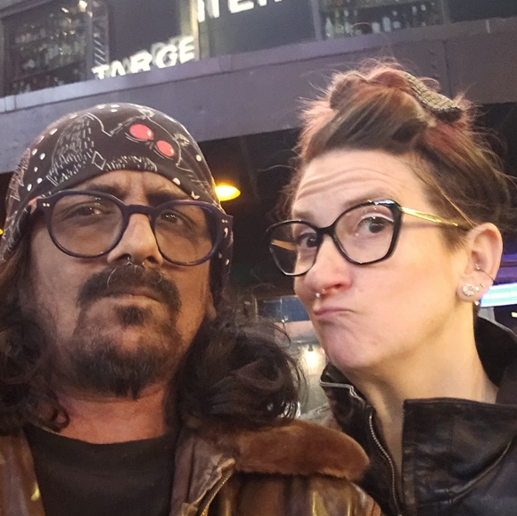 Meet your Posher, Sarah - Picture 3 of 4